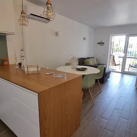 T2 Da Oura By Sunny Deluxe Apartament *